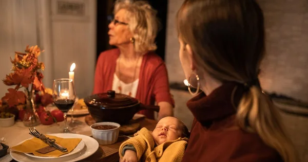 How to Set Holiday Boundaries: 9 Scripts for Family Plans and Expectations
